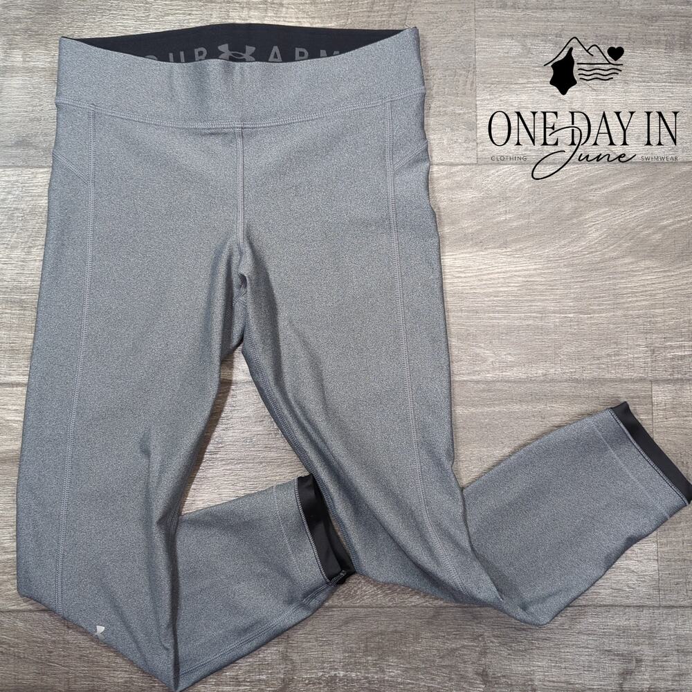 Under Armour Cropped Leggings Size M